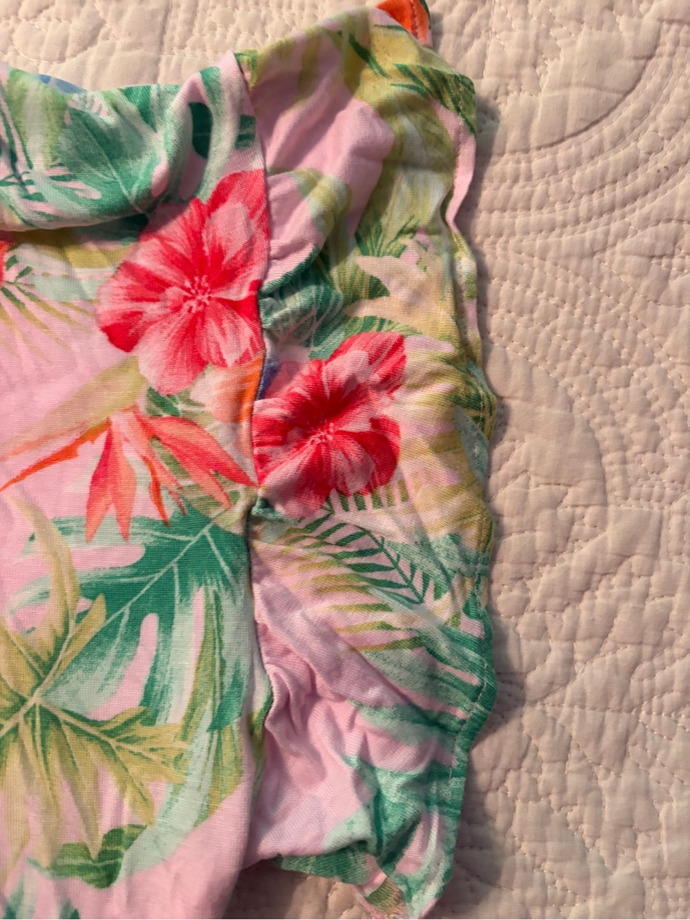 Tommy Bahama 2puece Pajama set.  Never Worn.  Size XL - Picture 3 of 4